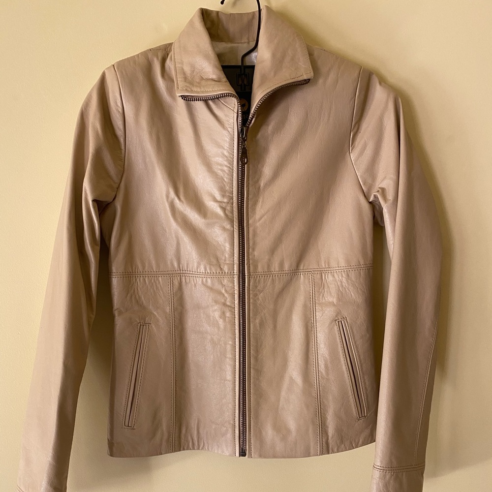 Leather jacket (Argentina )